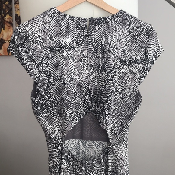 Babaton Hamptons Mini Dress - Picture 13 of 13